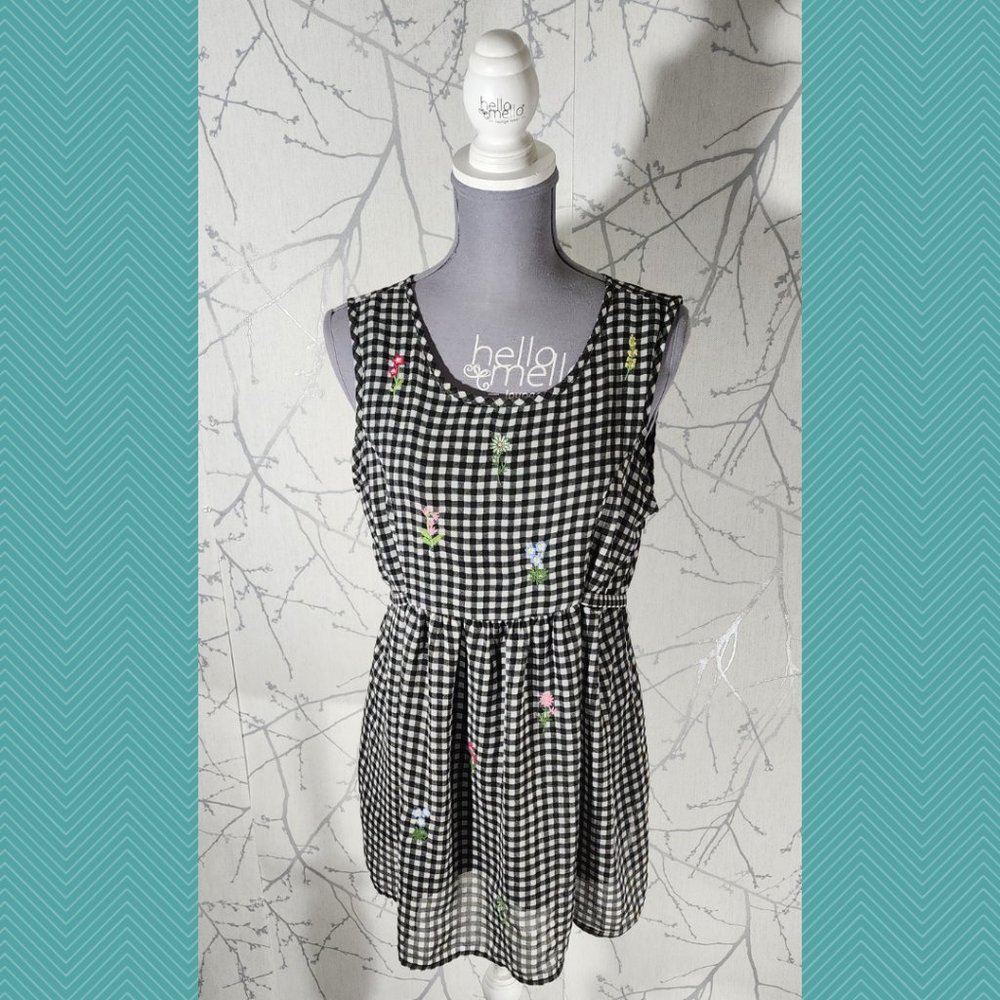 Stork & Babe Gingham Floral Embroidered Sleeveless Maternity Tunic